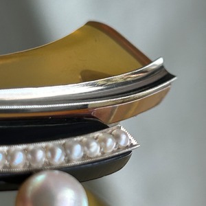 アンティーク！鼈甲に芥子パールの和デコなブローチ