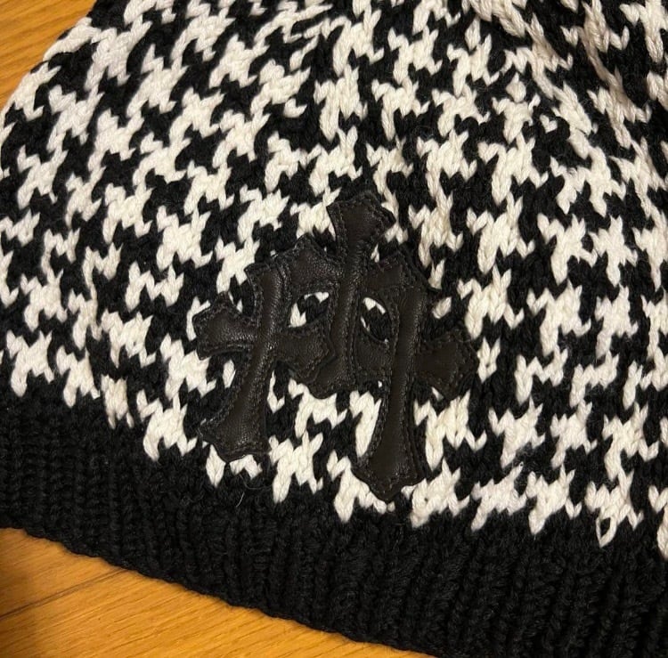 CHROME HEARTS クロムハーツ クロスパッチ カシミア ビーニー CHROME HEARTS クロムハーツ クロスパッチ カシミア ビーニー