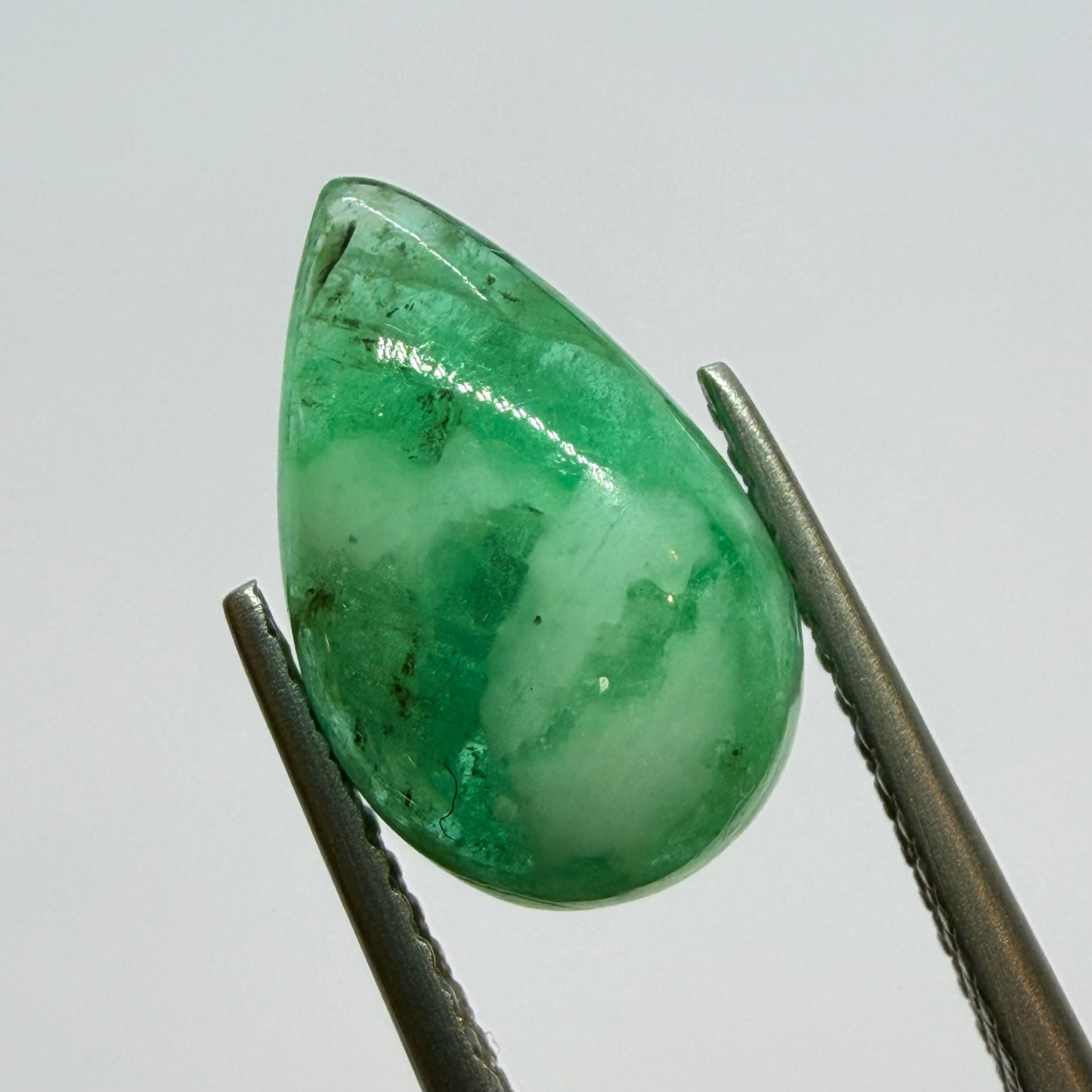 初夏を移したようなエメラルドインクオーツ