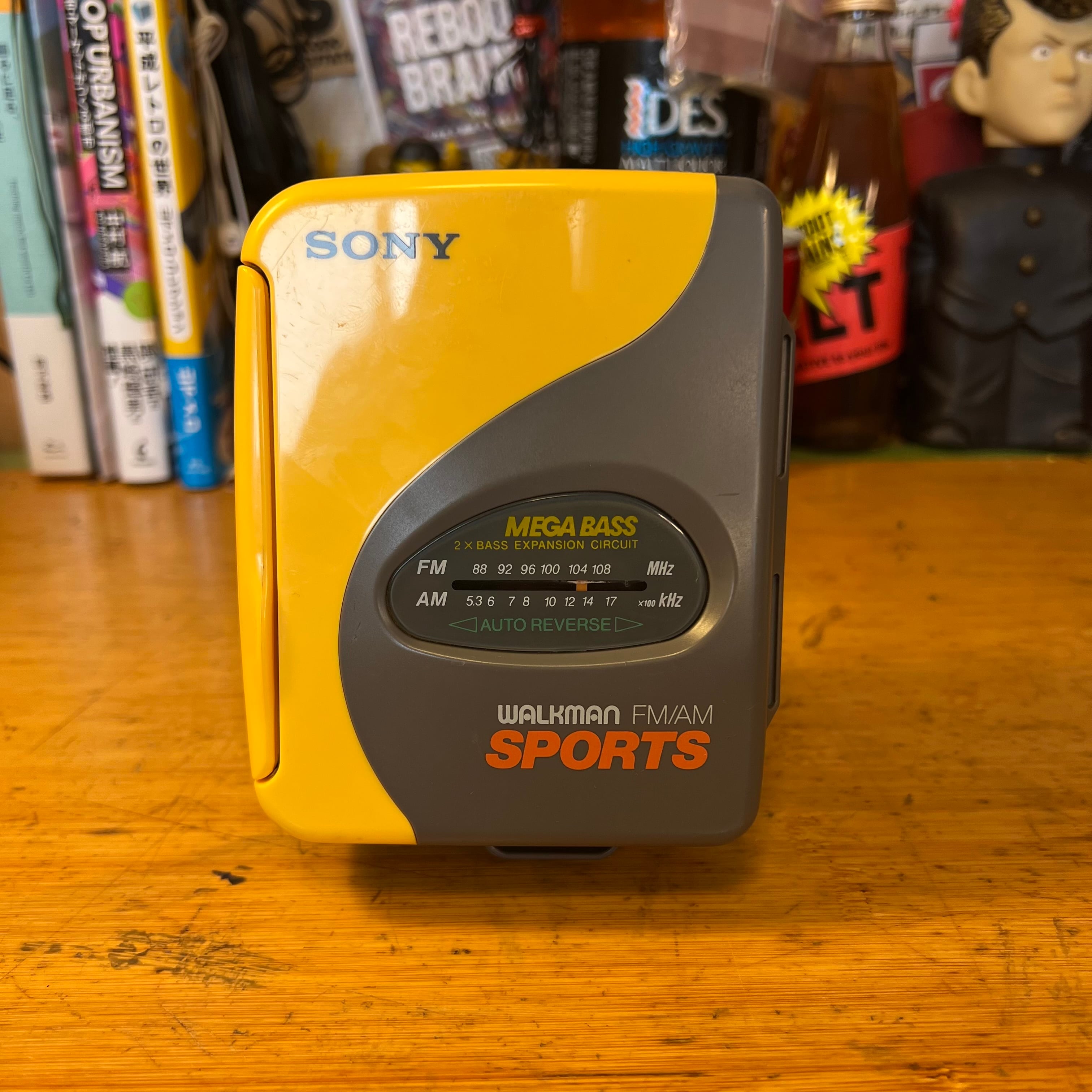 極美メンテ済可動品]ソニースポーツカセットウォークマン sonysports