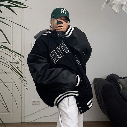 重ね着風 フード付き ジャケット l ジャンバー 上着 ミディアム丈 袖あり 長袖 ドロップショルダー 襟なし フード付き ファスナー ポケット 前開 重ね着風 フード付き ジャケット アウター ジャンバー 上着 ミディアム