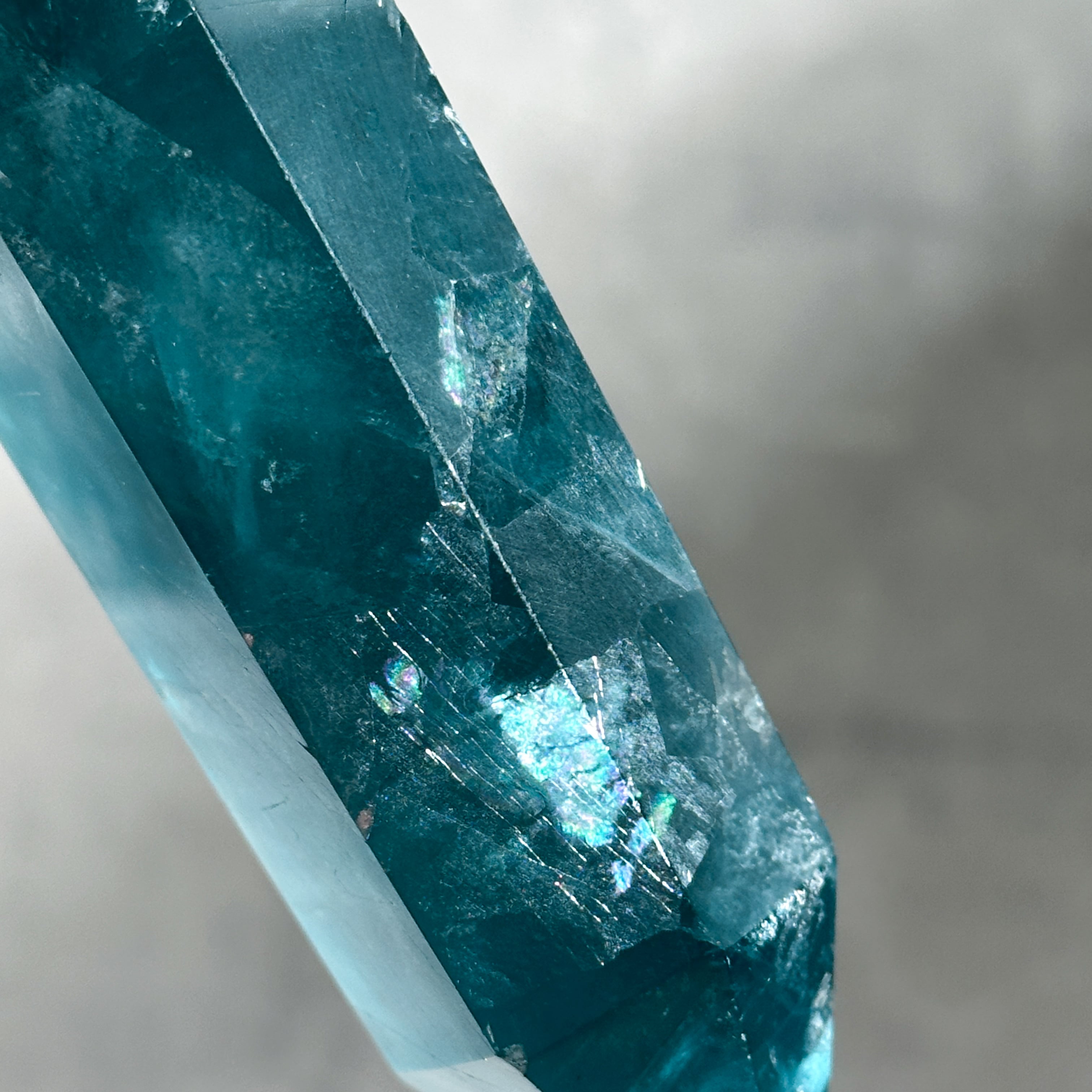 ブルーフローライト タワー型23 ◇ Fluorite ◇天然石・パワーストーン