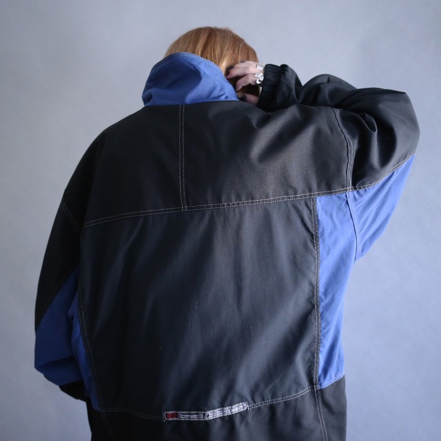 "reversible" bi-color tech design and full pattern fleece design blouson