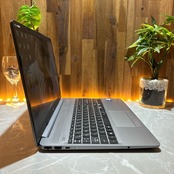 人気モデル‼️HP 250 G8☘メモリ8GB☘️SSD256GB☘️Core i5第11世代☘️15.6インチ☘ノートパソコン
