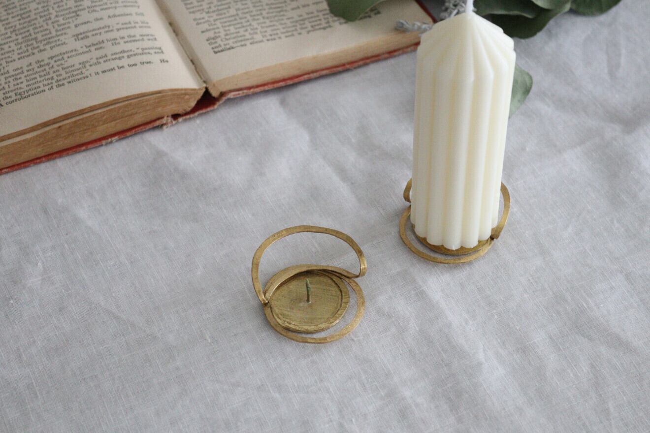 0202 燭台〇ゆらぐ