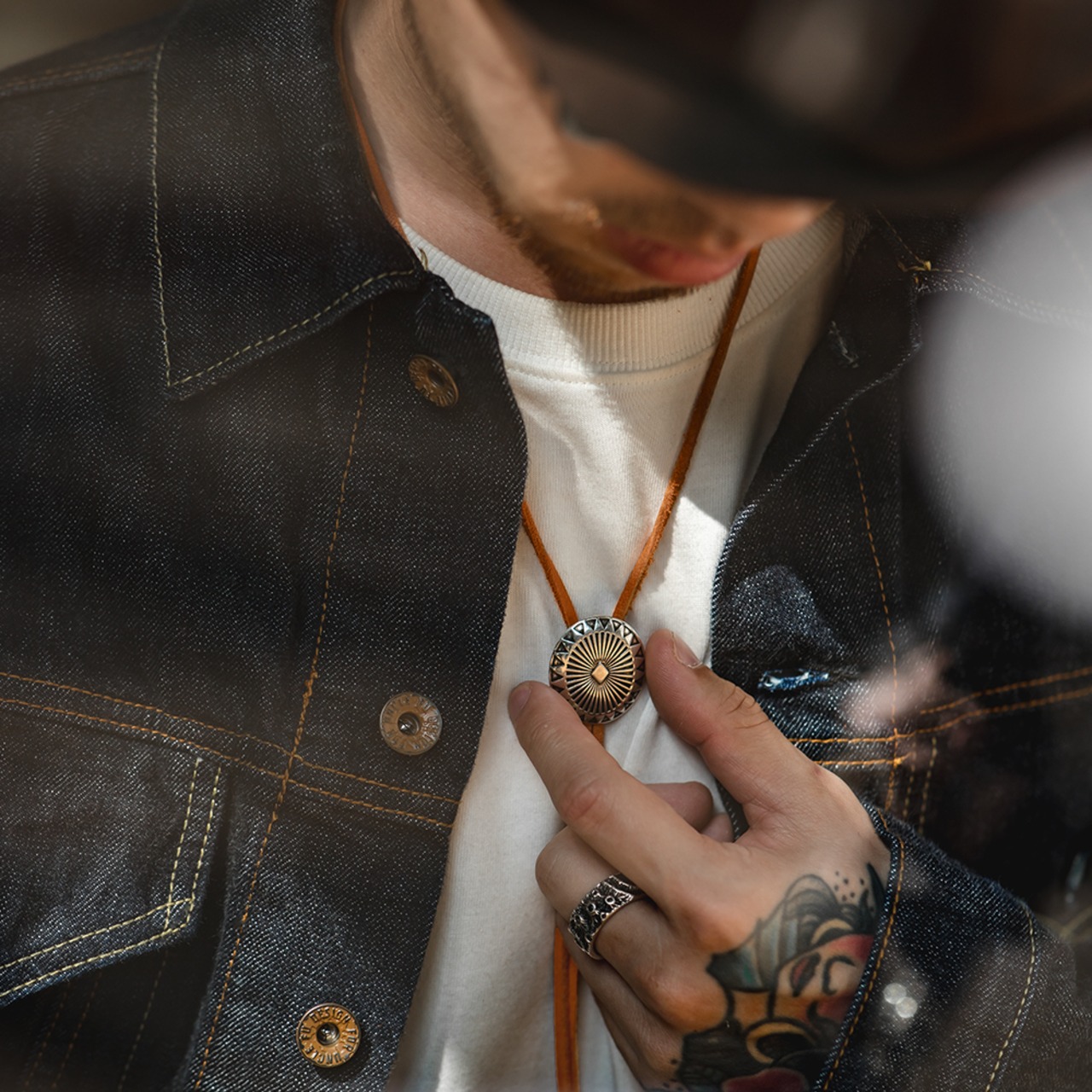 Sunburst Concho Bolo Tie Necklace / サンバースト コンチョ ボロタイ ネックレス