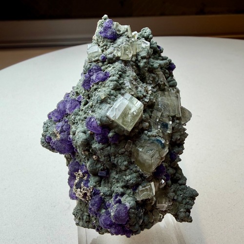 フローロアパタイト / パイライト / フローライト【Fluorapatite with Pyrite & Fluorite】ポルトガル産