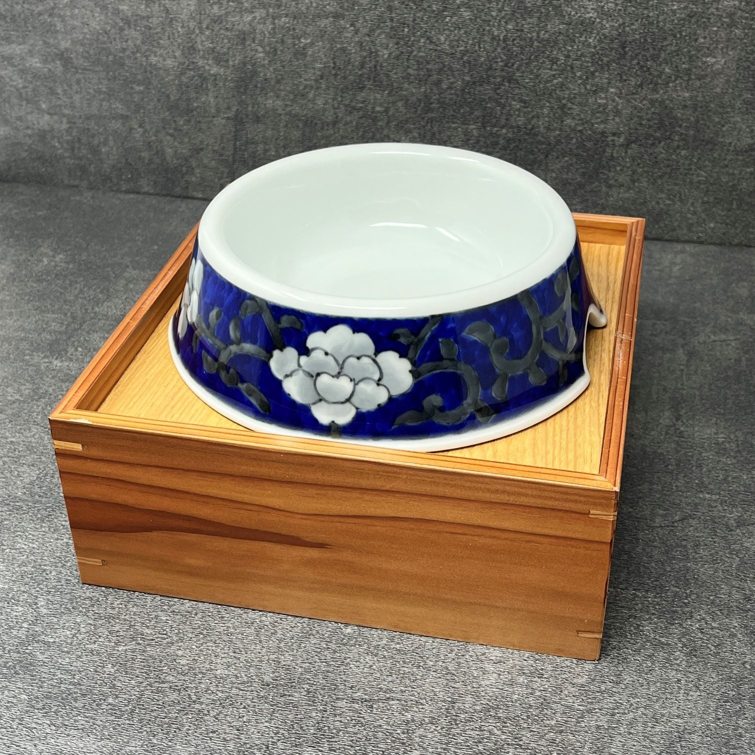 牡丹唐草フードボウル(リニューアル) 納期最大2ケ月