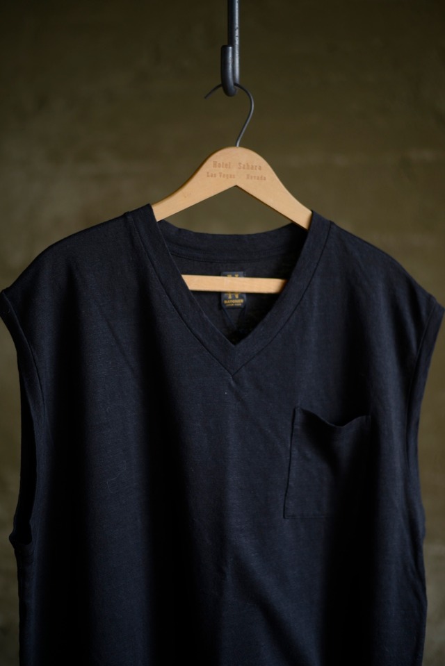 BATONER / Exclusive linen V neck no sleeve pk tee (black)