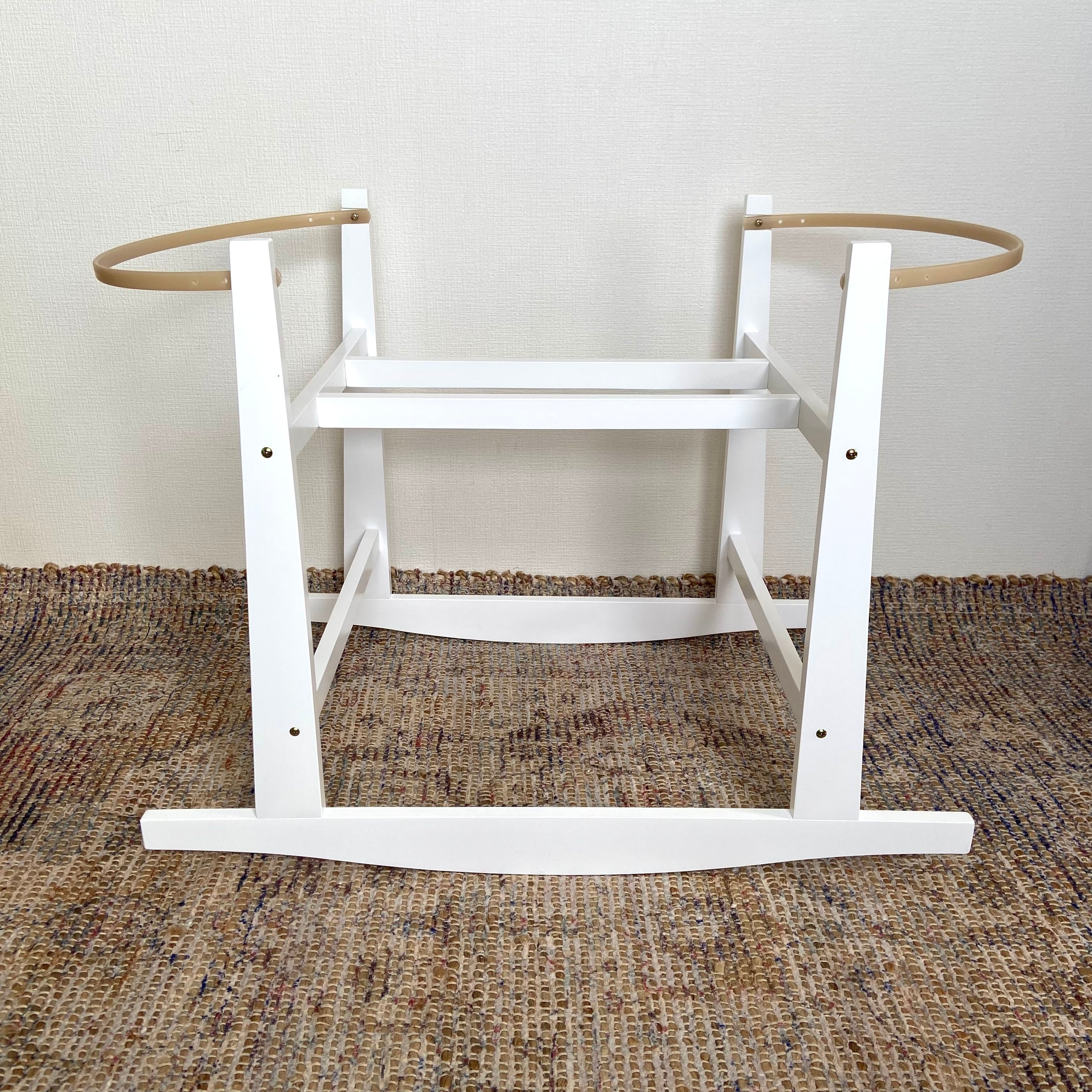 Rocking Wooden Stand [ White ] / Hippo + Birds [ クーファンスタンド ボルガクーファン moses  basket ボルガバスケッ] | Hippo + Birds [ BASE Shop ] 正規販売店 powered by BASE