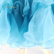 社交ダンス 衣装 スタンダードドレス ドレス ワンピース スタンダード フロート フリル ベロア 水色 デモ 競技 ダンス パーティ 発表会 レース 豪華 綺麗 ブルー系 フロア映え スカート 重ね フワフワ 舞う エレガント 女性用 競技用ダンス衣装 発表会衣装 おしゃれ パーティードレス ステージ衣装