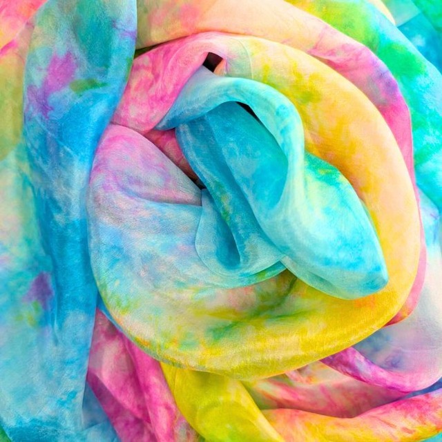 【270cm×114cm】1942 艶々! アクアブルー ブルー グリーン ピンク イエロー 1942   アクアブルー ブルー コーラルピンク イエロー シルクベール 2.7ｍ×1.1ｍ ハフラ ベリーダンス　衣装　ダンス　華やか　オリエンタル　イベント　ハフラ ベリーダンス衣装　ベール シルク 発表会 絹 絹100％ シルク100％