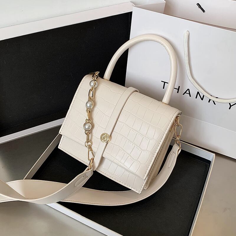 オールマッチスモールバッグメスバッグ2020人気の新しいトレンディなファッションワンショルダーメッセンジャーバッグinsネット赤テクスチャ小さな正方形のバッグ Tiancai_Wing_Bag5116886