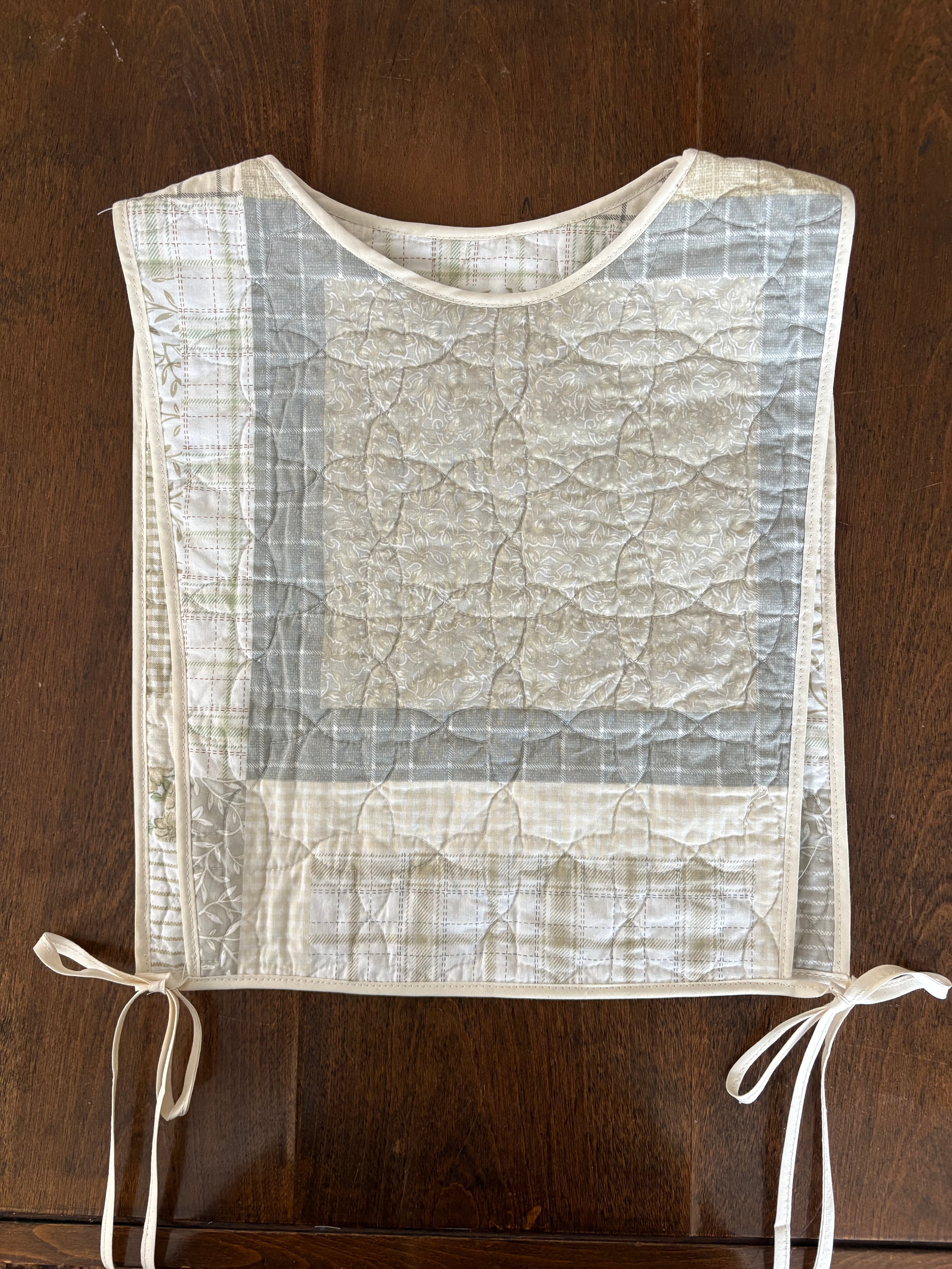 antique quilt vest 12 | arinco49190