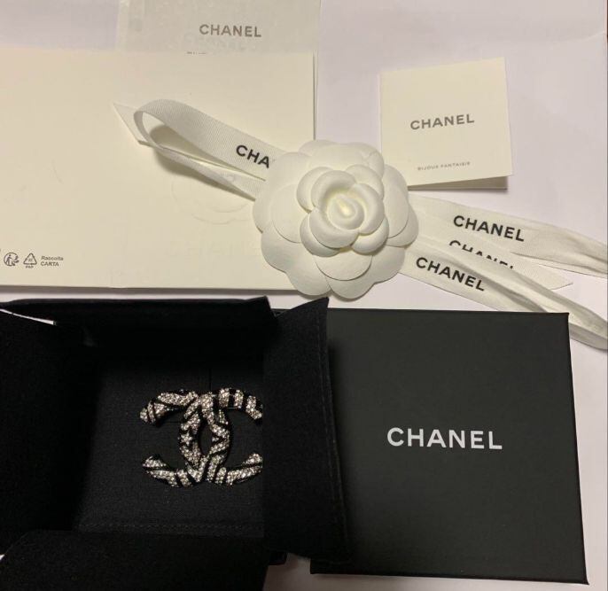 CHANEL シャネル ブローチ シルバー CCマーク 星モチーフ | amsterdam 