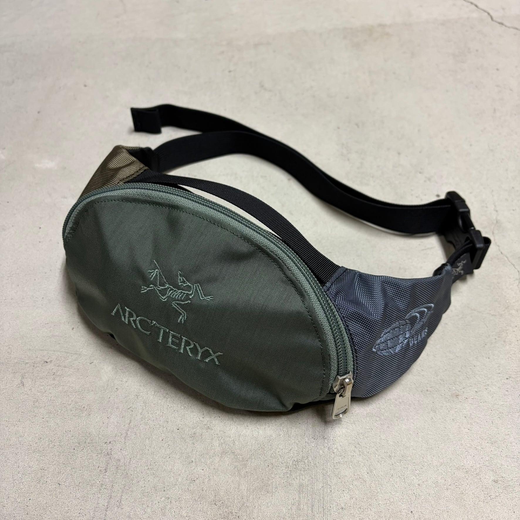 ARC' TERYX × BEAMS URBAN FANNY | safarionline