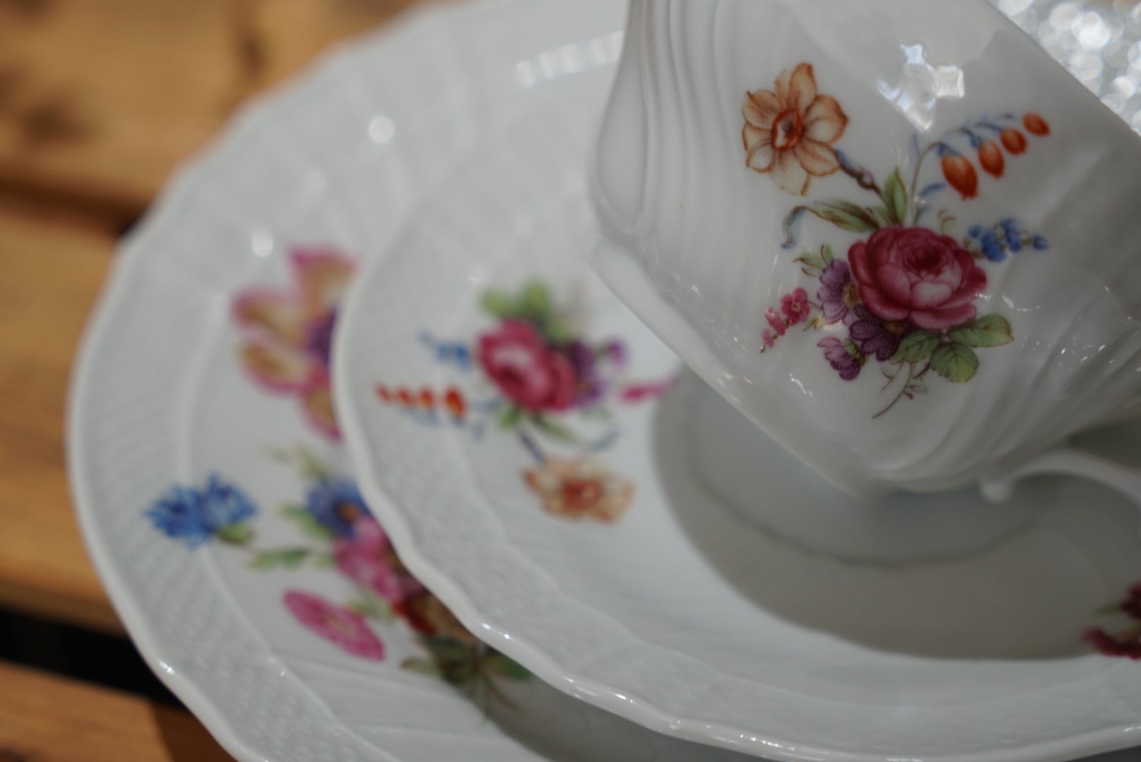 Richard Ginori（リチャード・ジノリ）〈サックスフラワー〉 カップ