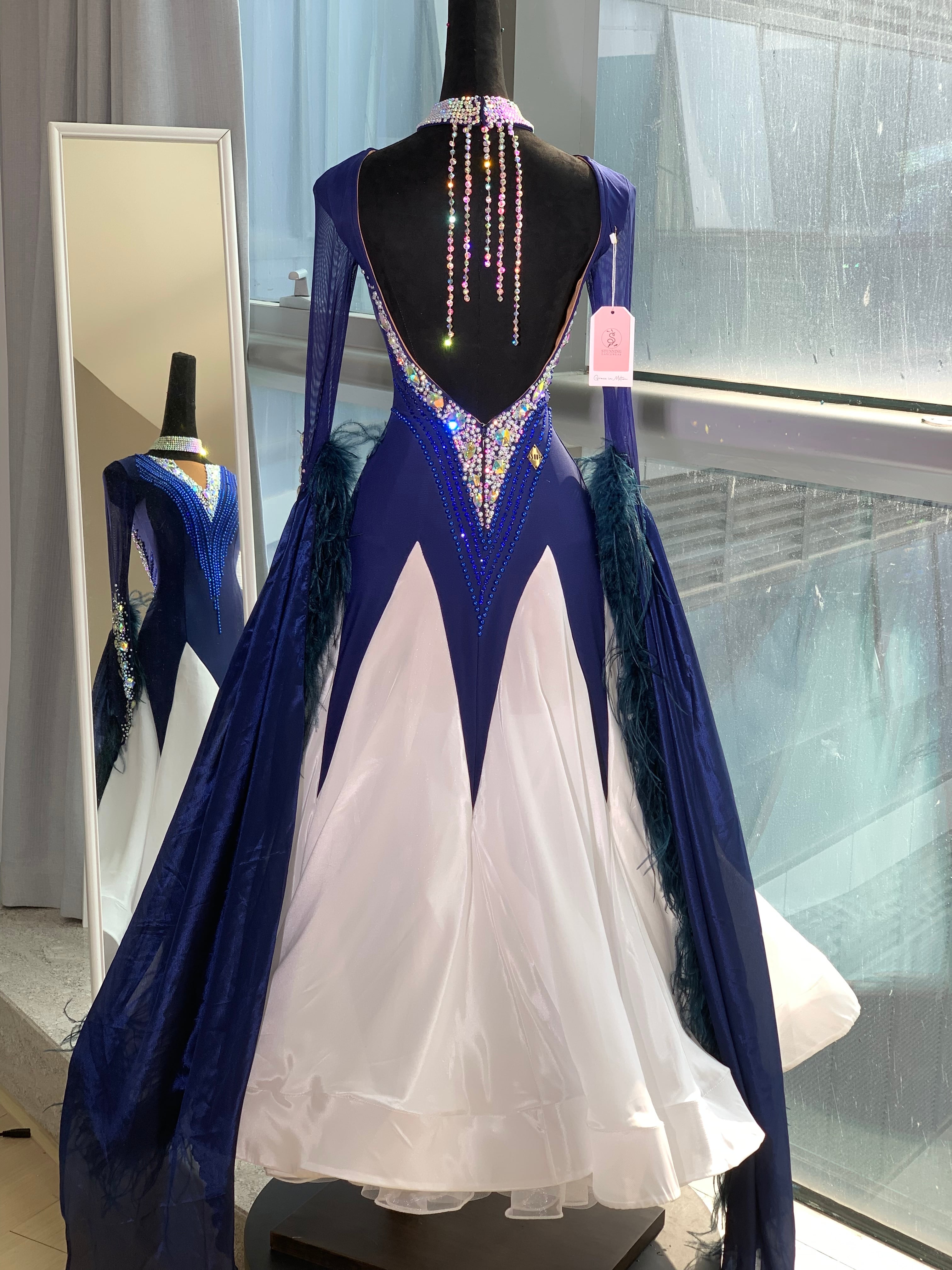 SS207ユーズドミッドナイトスカイホワイトバイカラードレスバイカラー