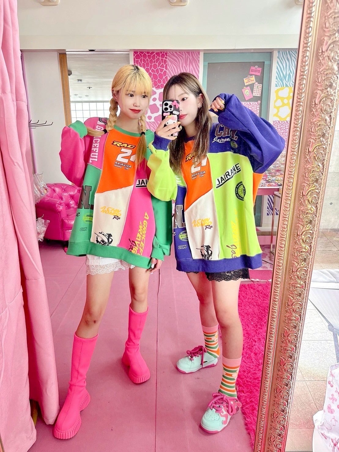 POP☆カラフルトレーナー/韓国/レディースファッション/可愛い/おしゃれ/派手/POP/春/秋/冬(6-220・6-221)