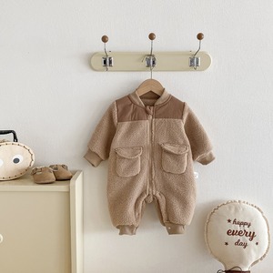 【冬作】Vネックポケット付きフリースオールインワン