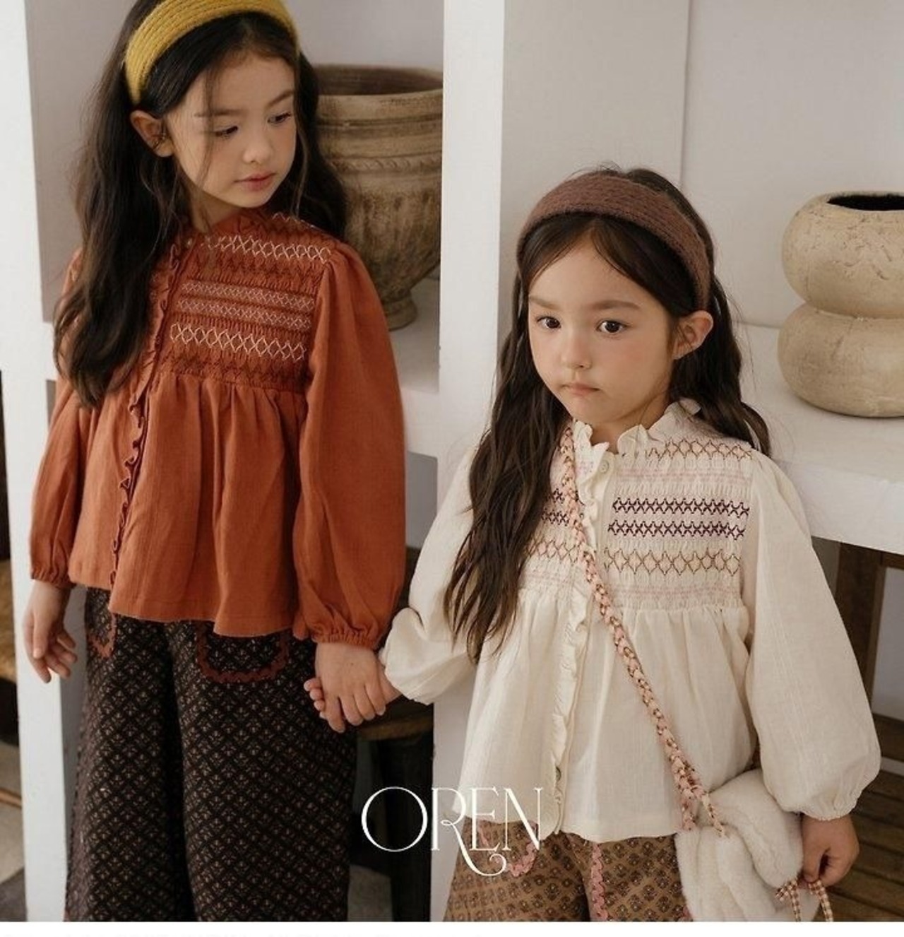 〖取寄〗韓国子供服 / 26winter / oren / メルシースモックブラウス / キッズ *S~XL*