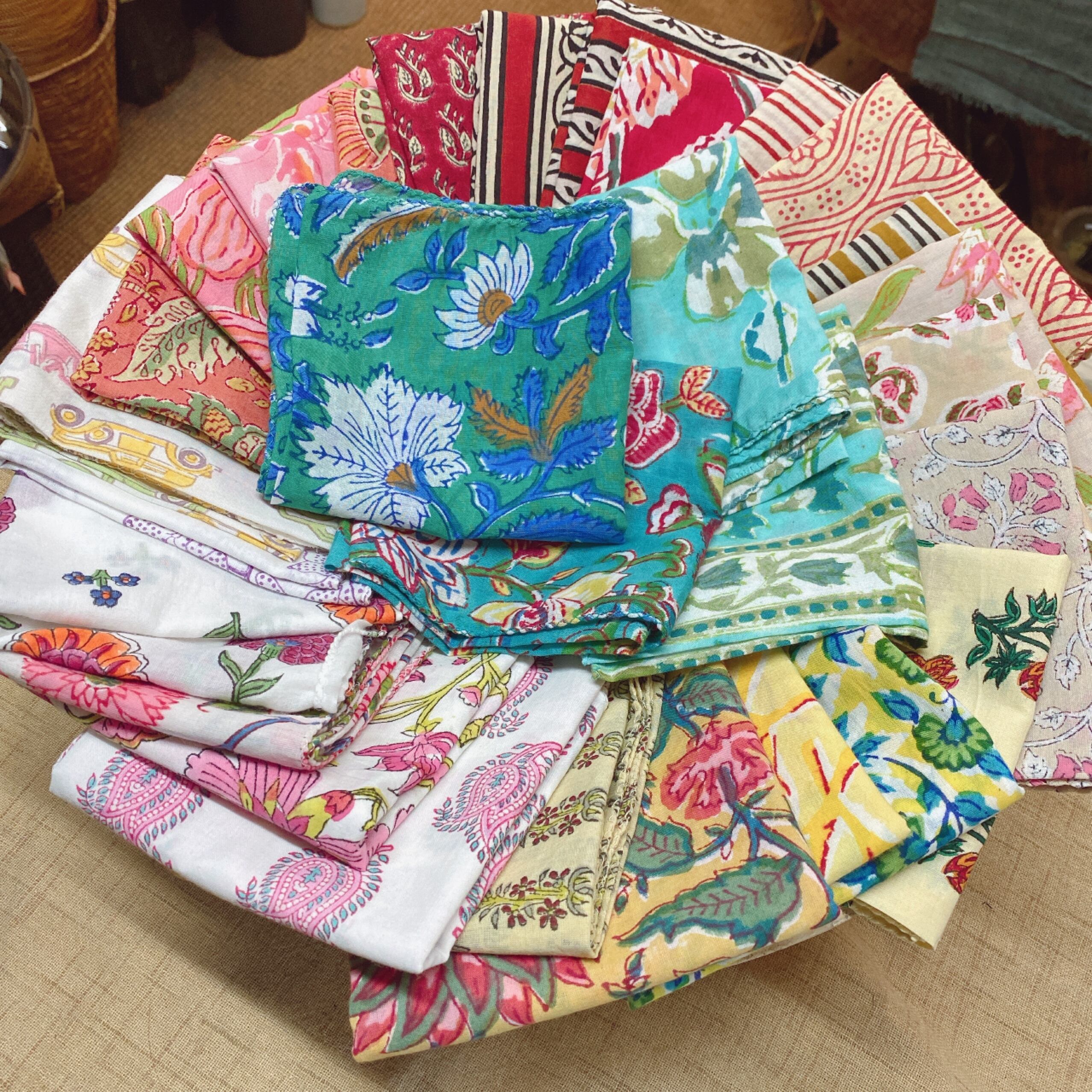 更紗ハンカチ64 | 芽亜里