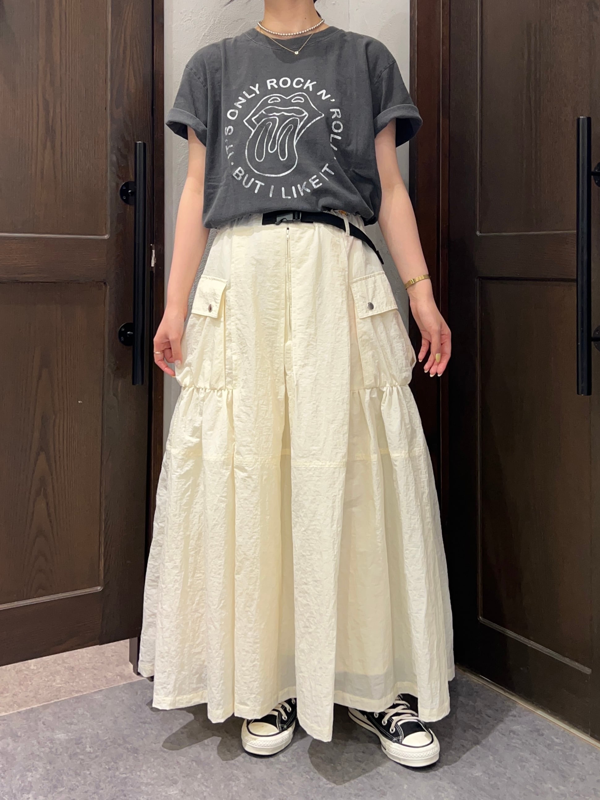 再入荷】USU GALLERYナイロンフレアスカート | 20ｰtwentyｰ