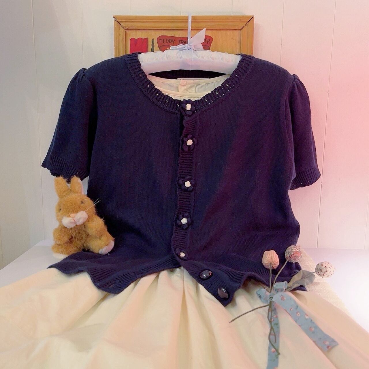 flower button navy knit cardigan