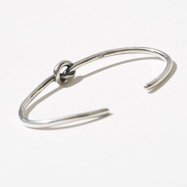 s925 Knot Bangle