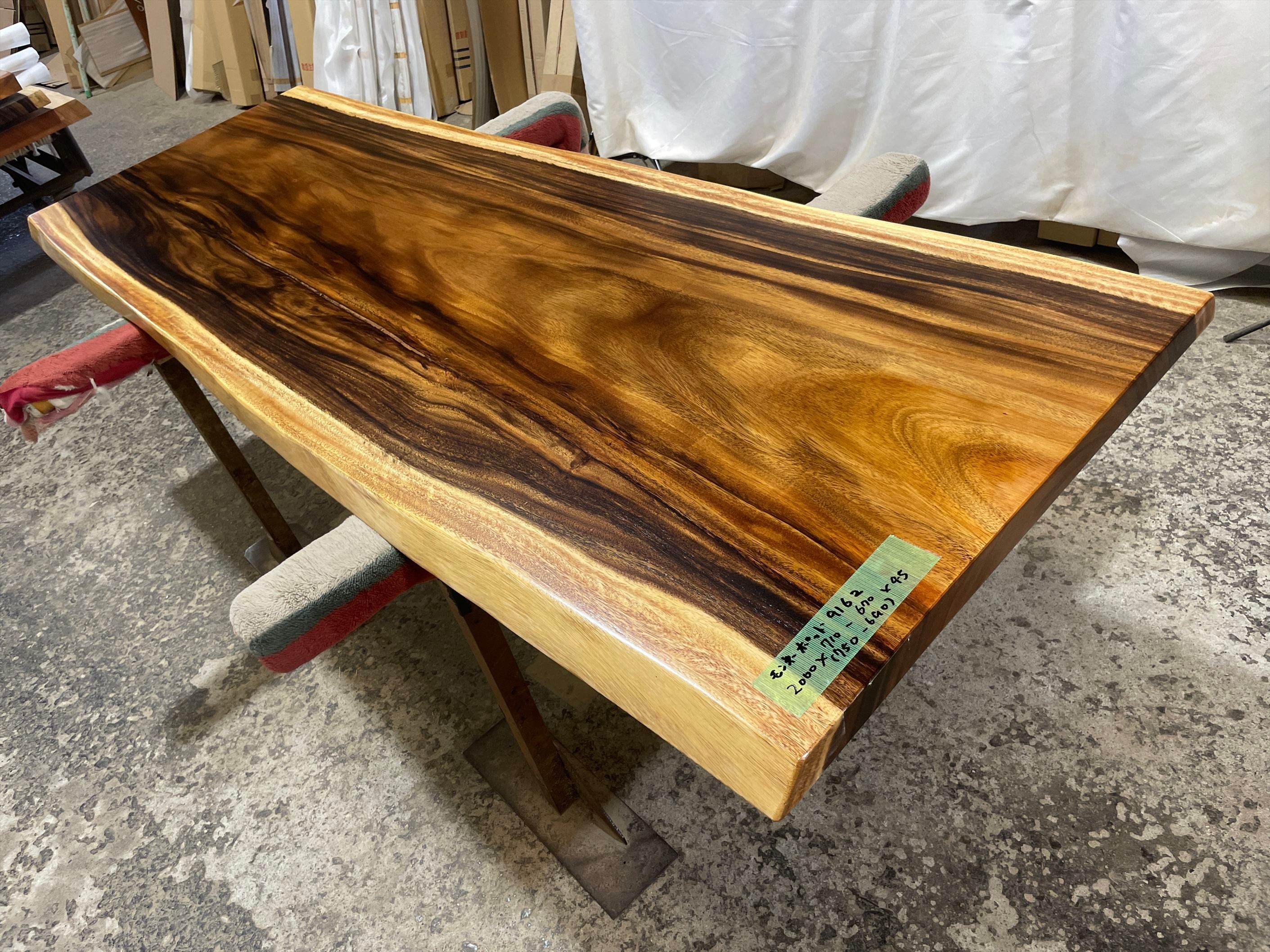 モンキーポッド9162 一枚板無垢 乾燥材 2000x710-670x45mm カウンター センターテーブル ダイニングテーブル