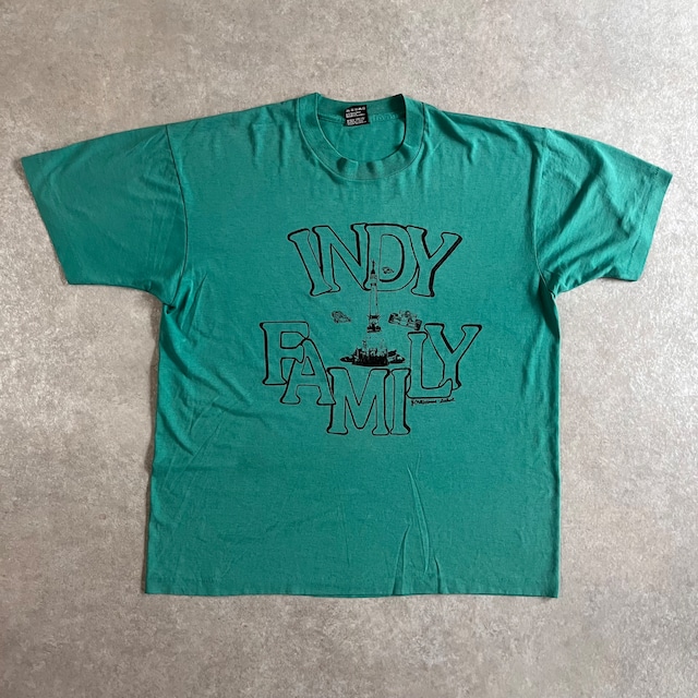 1980s  FRUIT OF THE LOOM  "INDY FAMILY" XL  Made in USA  H132