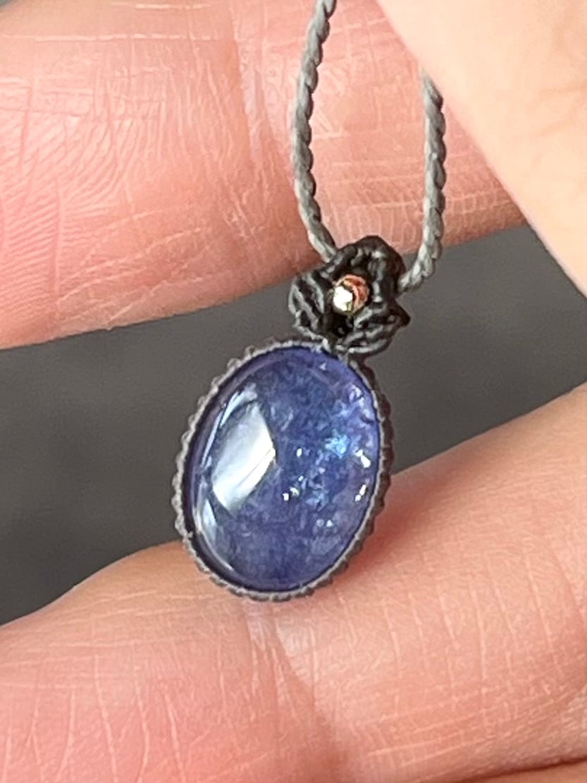 タンザナイト【シンプル】マクラメネックレス