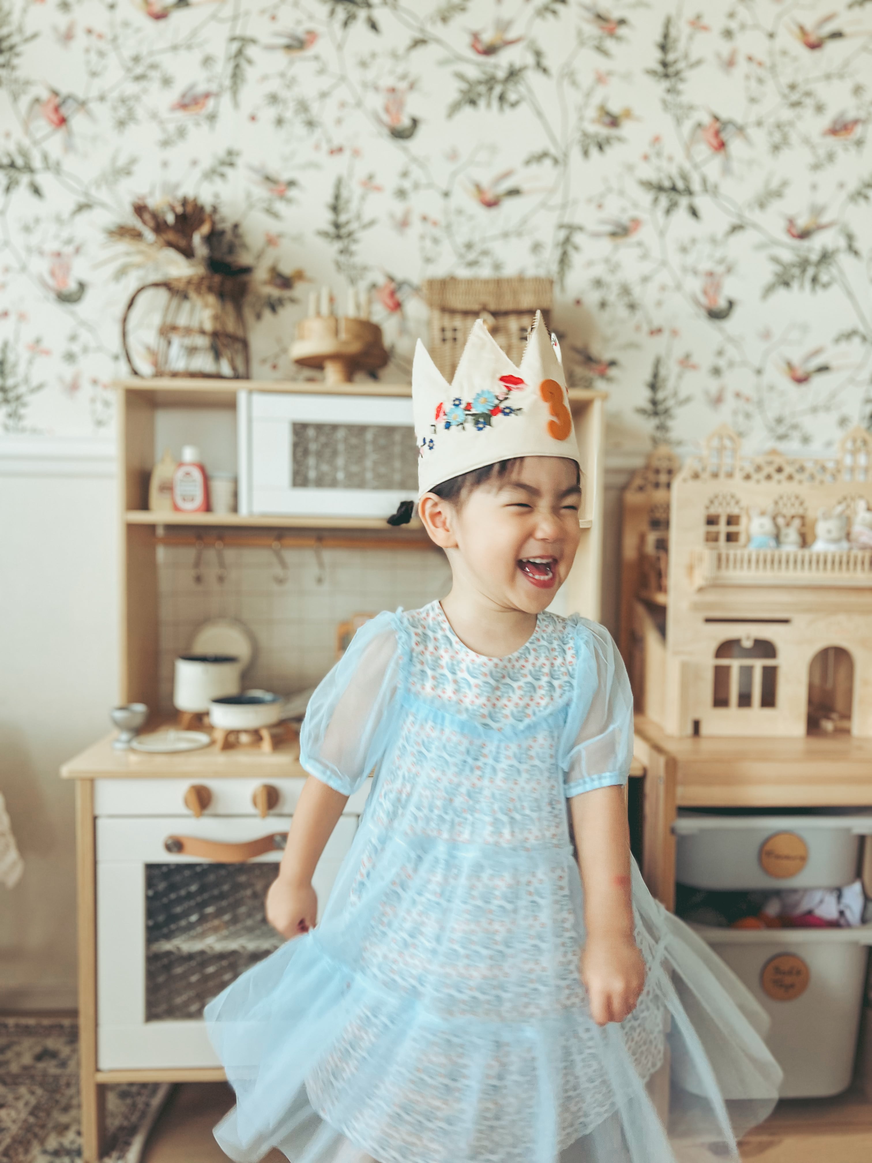 BIRTHDAY CROWN FLOWER【Konges Sloejd コンゲススロイド】バースデー