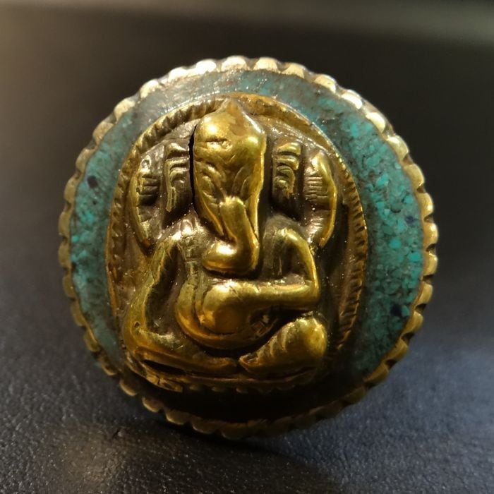 ガネーシャネパール天然石ペンダントトップ （ガネッシュ