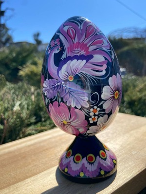 ペトリキウカ塗り　木製プィサンカ・スタンド一体型（イースター・エッグ）14cm（ホメンコ作）