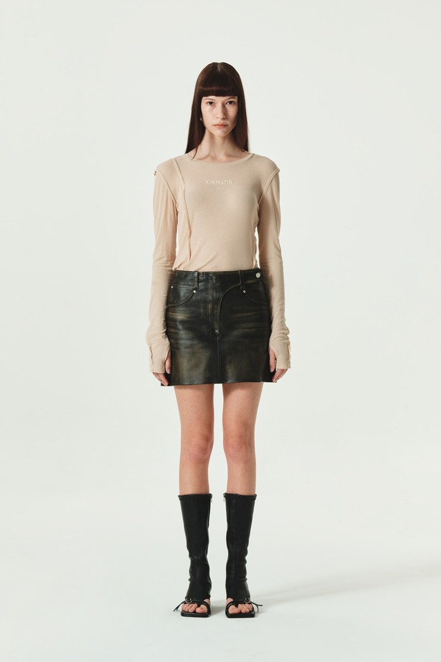 [KIMMATIN] WASHED FAUX LEATHER MINI SKIRT IN BROWN 正規品 韓国ブランド 韓国通販 韓国代行 韓国ファッション KIMMATIN 日本 店舗