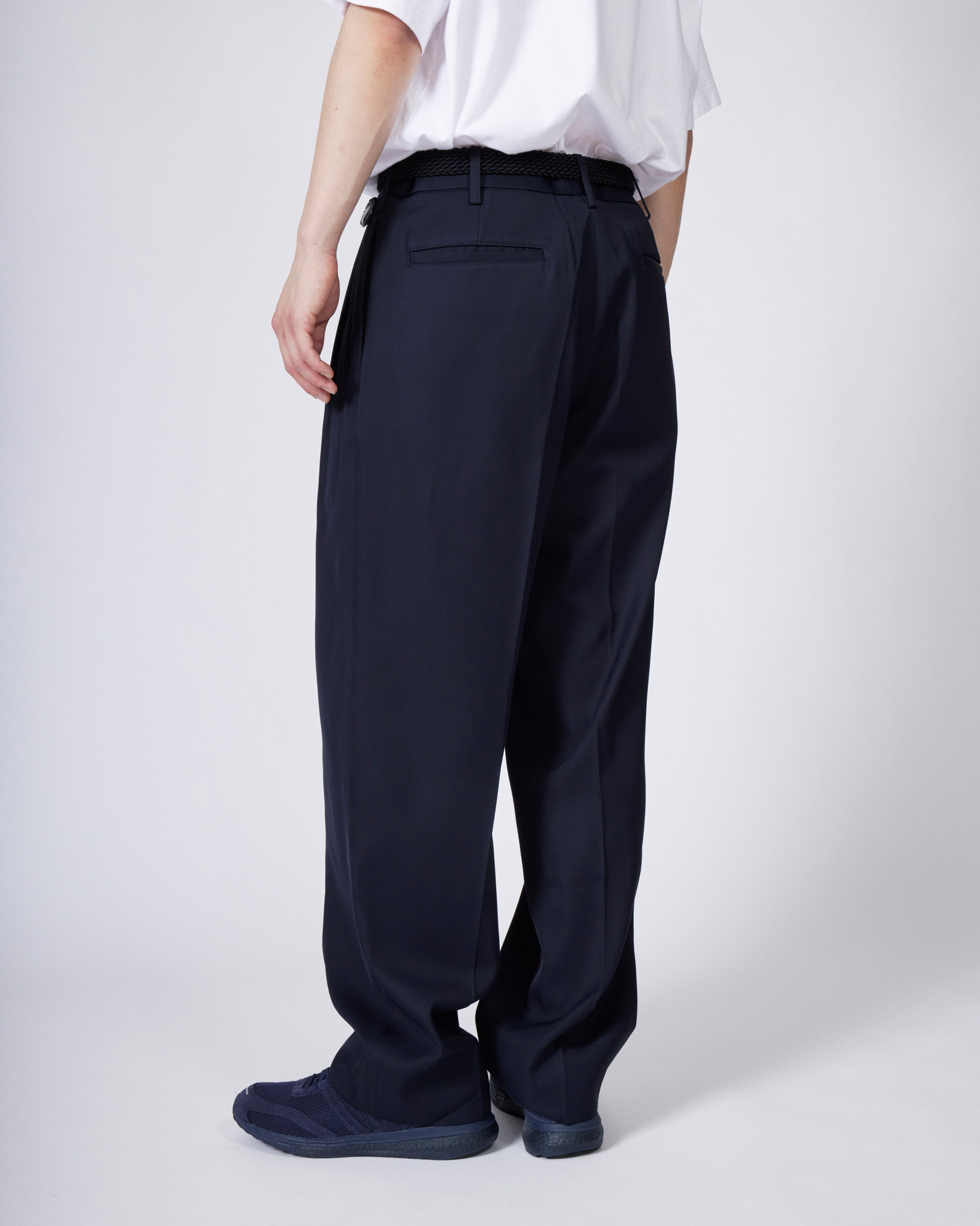 everyone two tuck wide twill trouser (NAVY) | everyone
