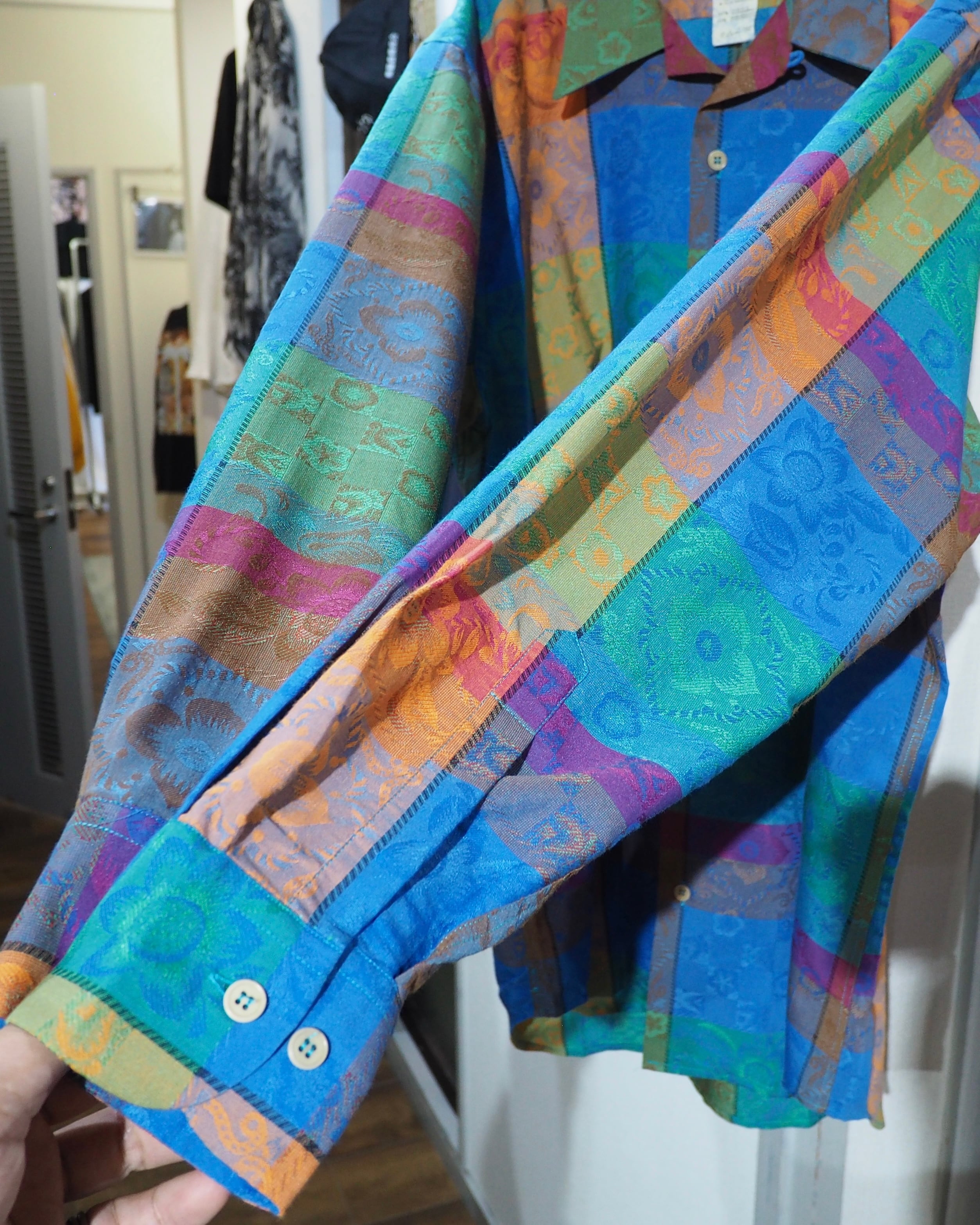 " Made in Italy " Multi color Block × Beautiful Flower Embroidery vintage Open collar Shirt