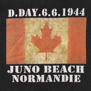 【POLY】ノルマンディー上陸作戦 JUNO BEACH NORMANDIE 1944 プリント パーカー スウェット プルオーバー フーディー M US古着