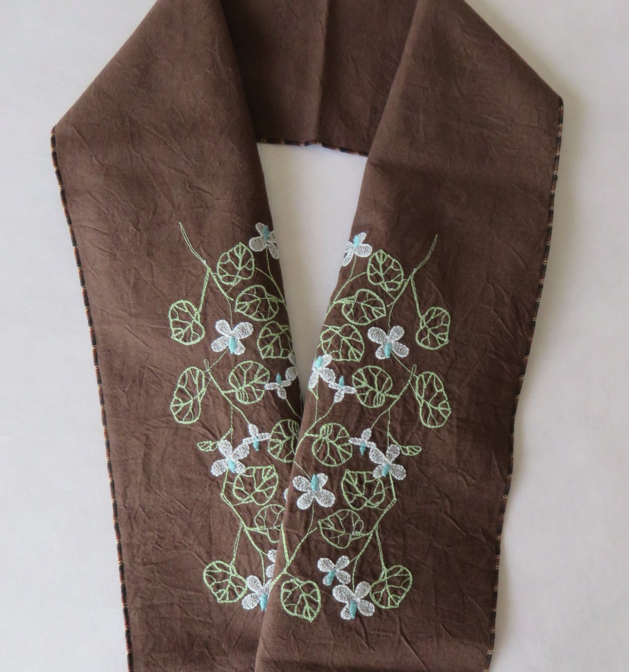 刺繍半衿・野の花 | 富士商会