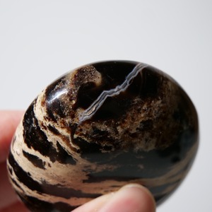 ブラック オパール / パーム パームストーン 握り石