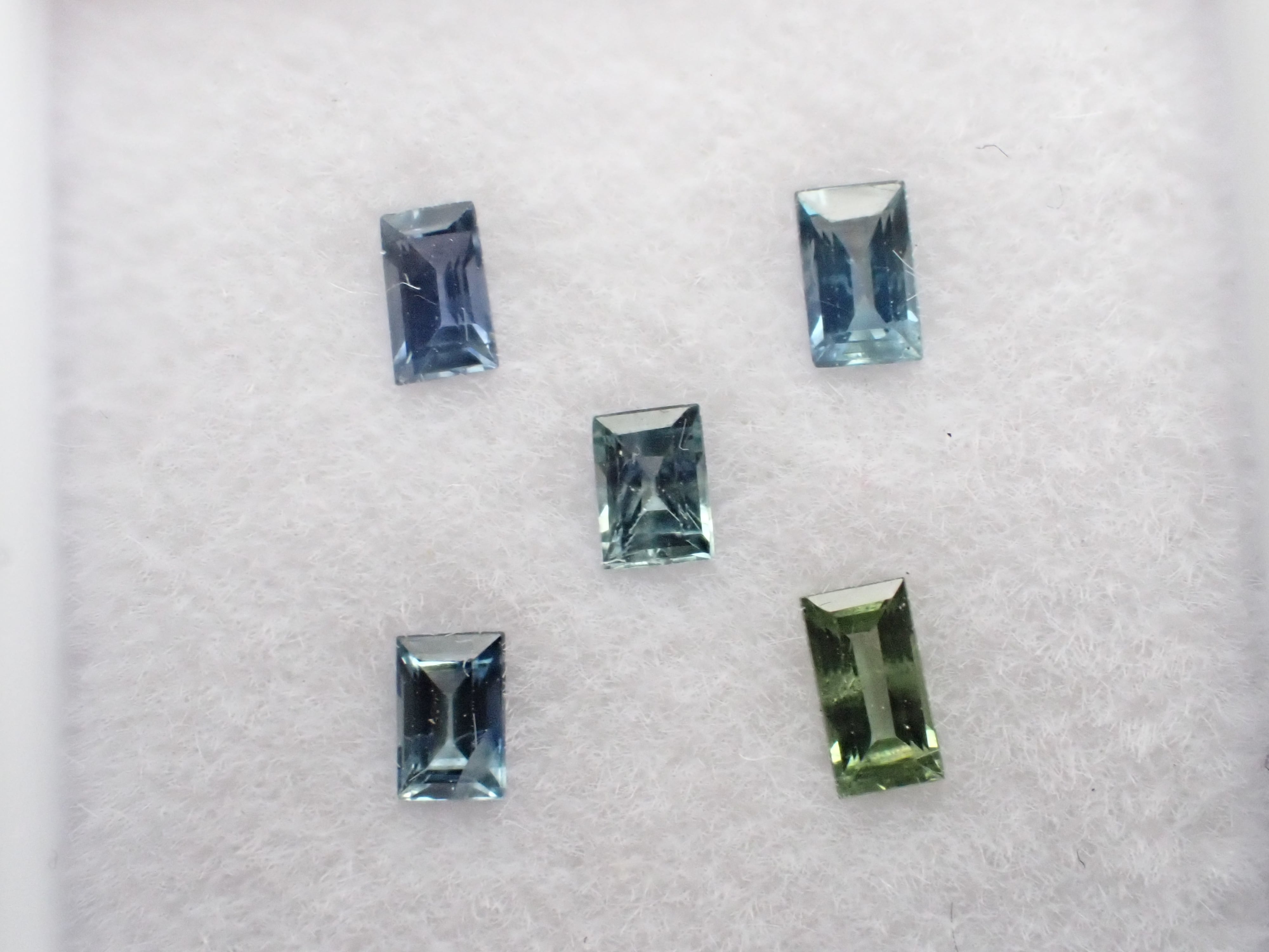 エチオピアンオパール　ルース エチオピア オパール ルース P9-8869 | MineralQuest