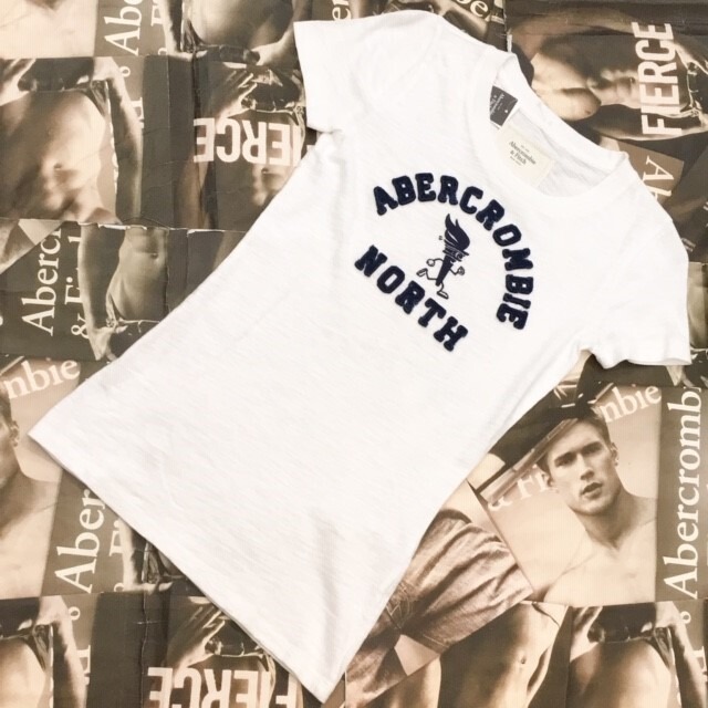 Abercrombie＆Fitch　WOMEN　Ｔシャツ　ＸＳサイズ　