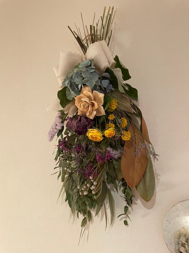 (送料無料)グリーンとタイサンボクとハーブのスワッグ