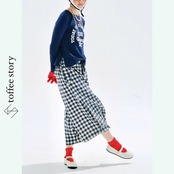 ほっこり主役、青チェックパンツ 《i0722》