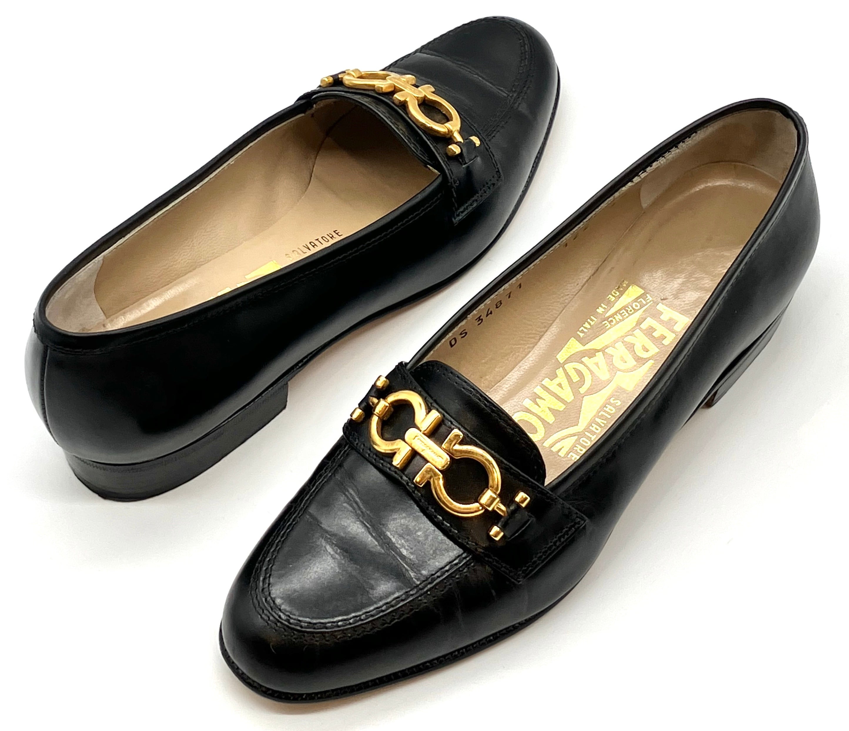 OLD FERRAGAMO(オールドフェラガモ)ブラックレザー×ゴールド OLD FERRAGAMO(オールドフェラガモ)ブラックレザー×ゴールド