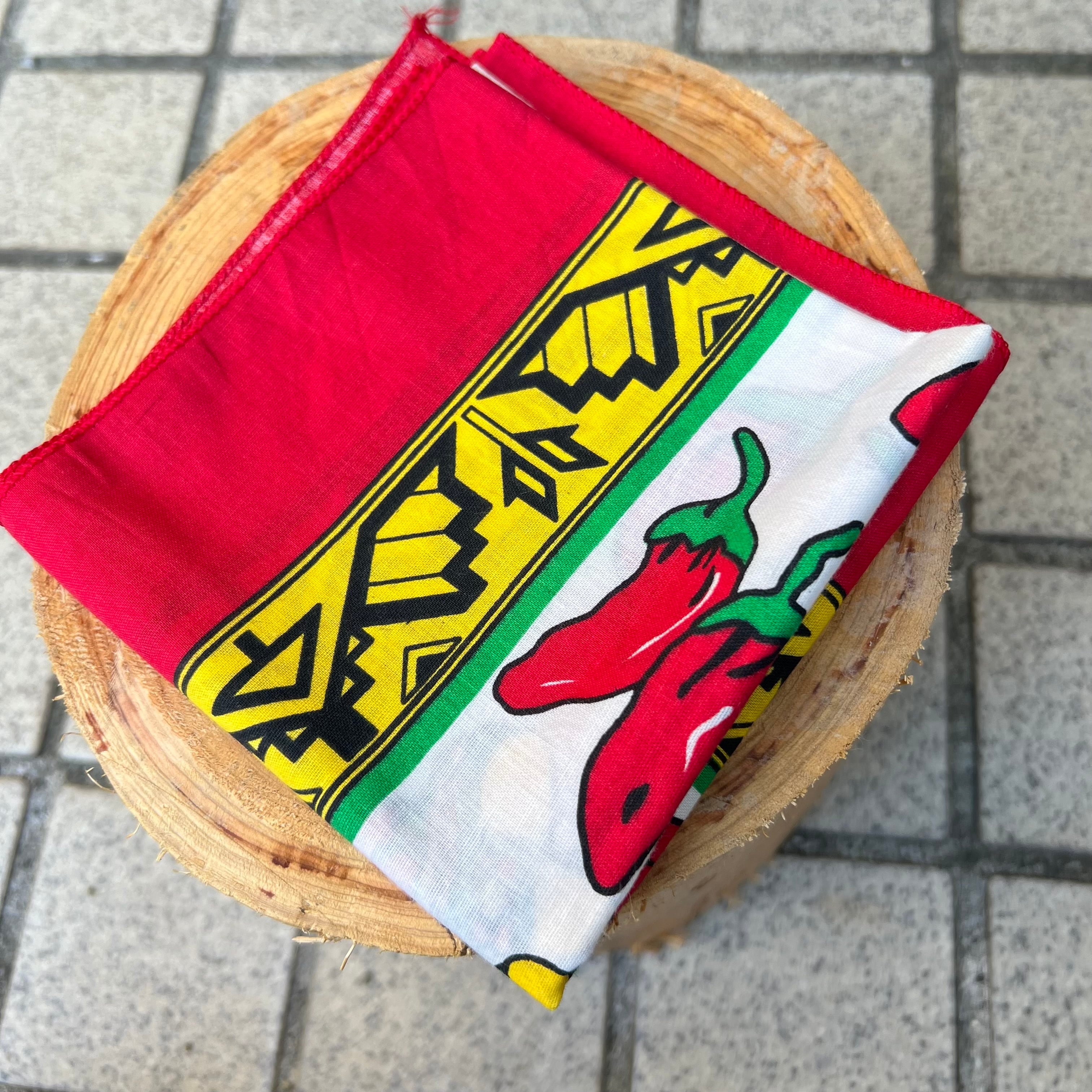 タイ買い付け/バンダナ/ホットチリ柄 | Trip is My Life