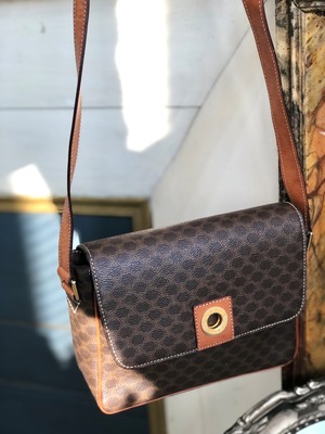 CELINE セリーヌ マカダム ロゴサークル ショルダーバッグ ブラウン  