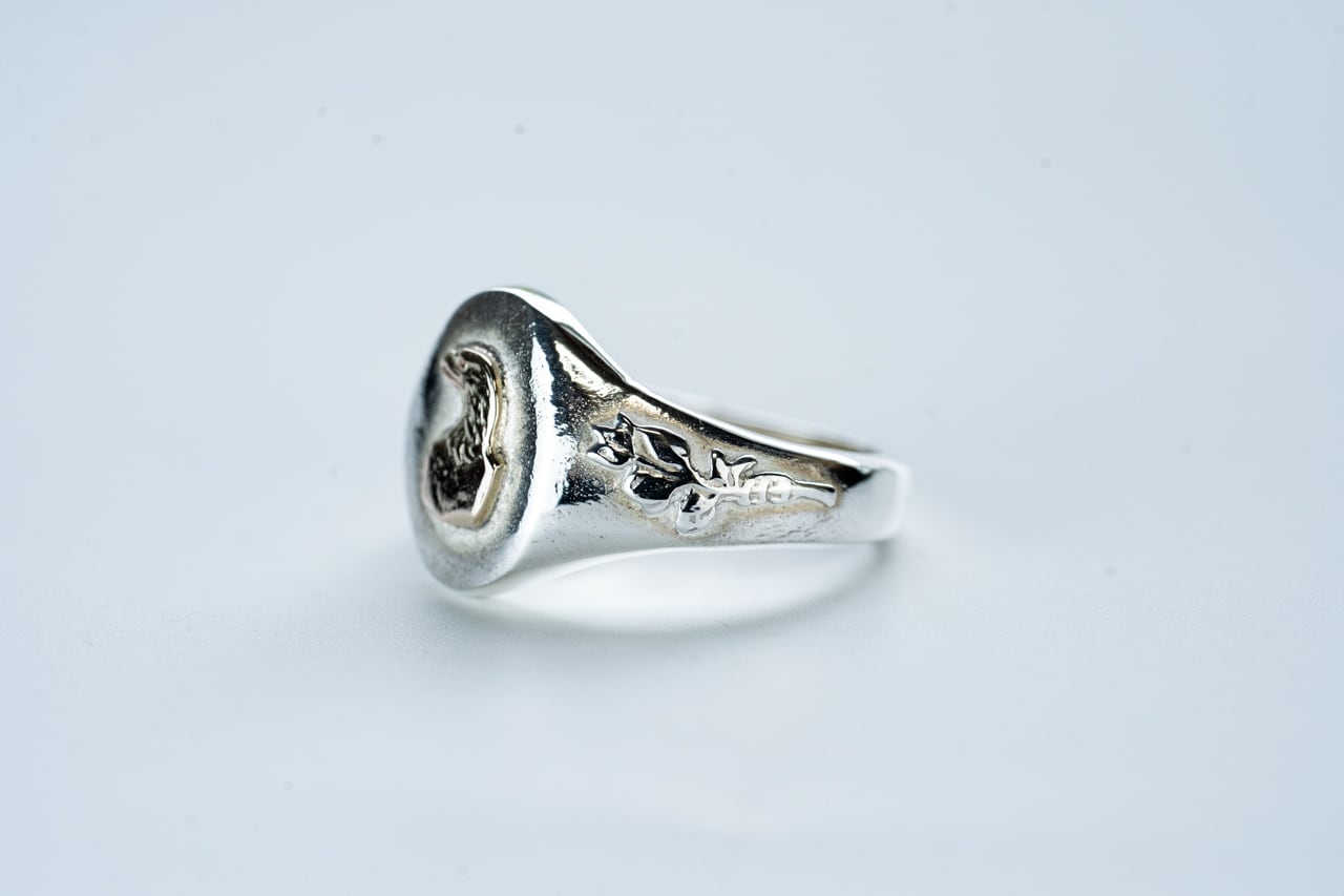 R-089 Oval signet ring olive (K10 eagle) | WAKAN SILVER SMITH