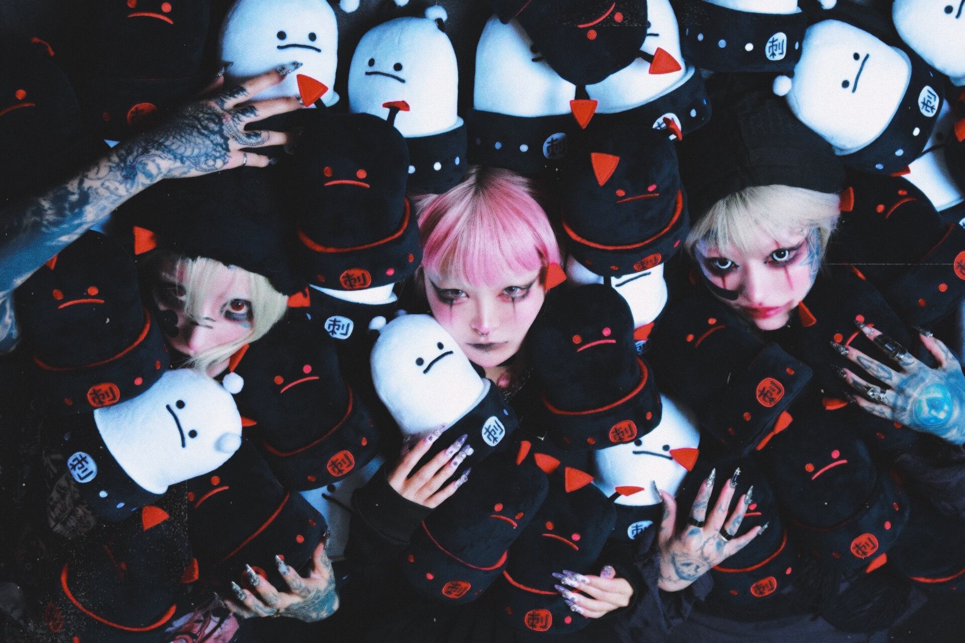 るちゃん♡様 BB5 Hugeぬいぐるみ 安心ちゃん ぬいぐるみ(全2種) | fuck_oldhouse